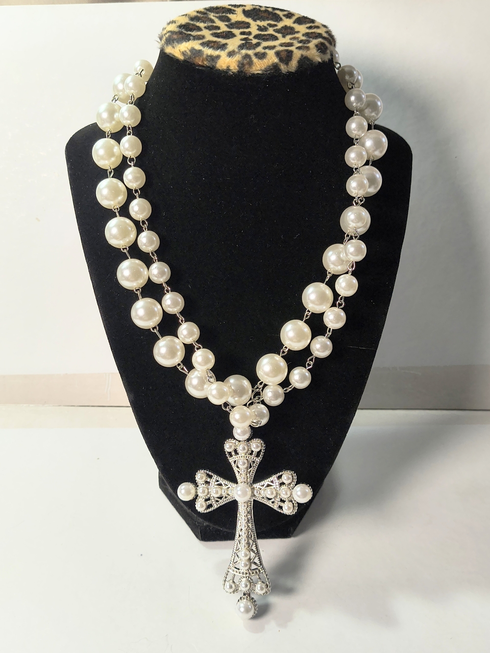 NWOT Two Gold and Pearl Beaded Cross Pendant Necklaces - Picture 2 of 8